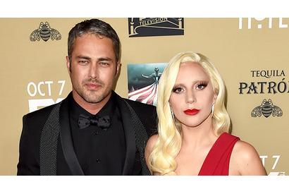 レディー・ガガ、婚約者と初キスした際に平手打ち！ 画像