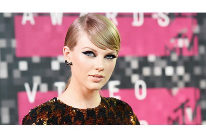 テイラー・スウィフト、1日当たりの収入は約1億2,000万！ 画像