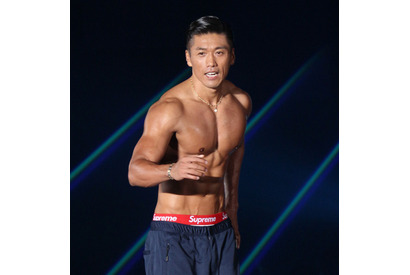 【GirlsAward2015 A/W】金子賢、マッチョメンズ引き連れランウェイ！ 画像