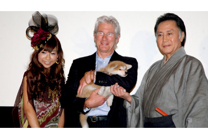 “お父さん犬”北大路欣也、リチャード・ギアと親友に！青山テルマは熱唱も「緊張」 画像