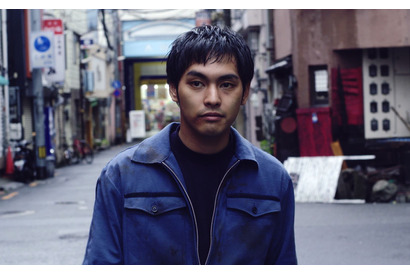 柳楽優弥＆菅田将暉の視線の先には…？　『ディストラクション・ベイビーズ』場面写真解禁 画像