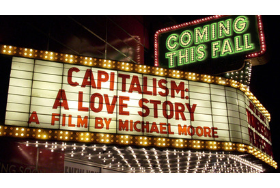 マイケル・ムーア、次は恋愛映画に挑戦？　GM破綻を受けアメリカの“経済”を斬る！ 画像