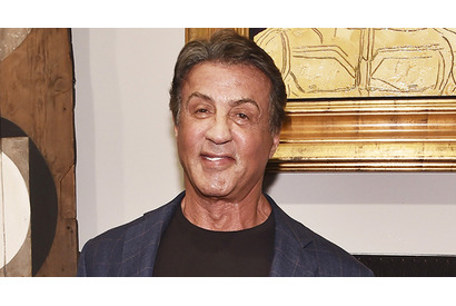 シルベスター・スタローン、映画記念品が3億円以上で落札 画像