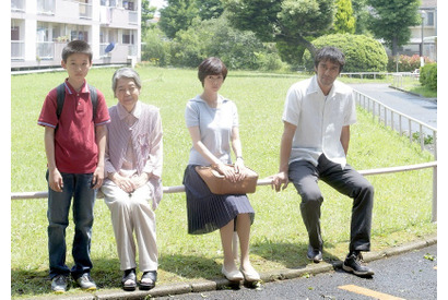 阿部寛、今度は夢追う“ダメ中年”!? 樹木希林と親子役…是枝監督最新作『海よりもまだ深く』 画像