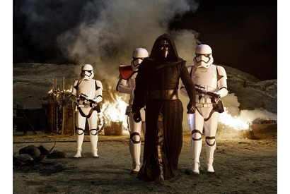『スター・ウォーズ／フォースの覚醒』、2016年最初の週末興収＆動員で1位に！ 画像