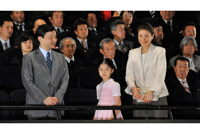 皇太子ご夫妻、愛子さまと揃って『HACHI』をご鑑賞　ハチとの意外なご縁とは？ 画像