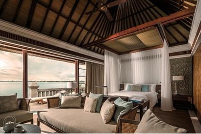 自宅のようにくつろごう！バリ アット ジンバラン ベイに「プレミア・ヴィラ」が登場 画像