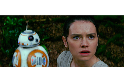 『スター・ウォーズ／エピソード8』全世界同時公開へ！『フォースの覚醒』は異例の上映終了告知 画像