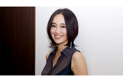 工藤夕貴インタビュー「二十歳の頃よりもいまの方がずっと元気だなって感じますね」 画像