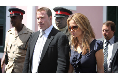 ジョン・トラヴォルタ、恐喝事件の証人としてバハマで出廷 画像