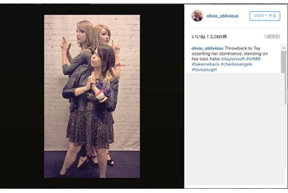 テイラー・スウィフトの“そっくりさん”が話題！本人とも対面済み 画像