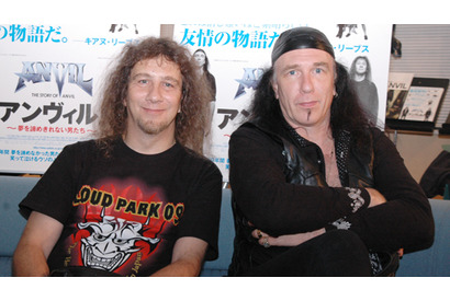 『アンヴィル』の夢をあきらめないオヤジたちから動画メッセージが到着！ 画像