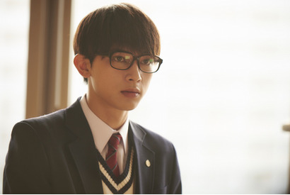 吉沢亮、癒し系メガネ男子で“ドS王子”に対抗!?『オオカミ少女と黒王子』 画像