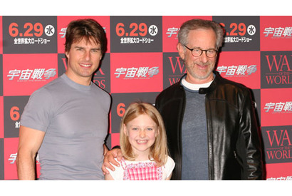『宇宙戦争』トム・クルーズ、スティーブン・スピルバーグ、ダコタ・ファニング来日記者会見 画像