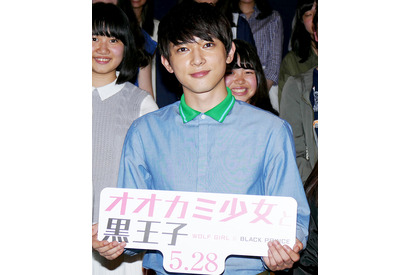 吉沢亮、高校時代は非リア充！ 「裏で陰口言うタイプ（笑）」 画像