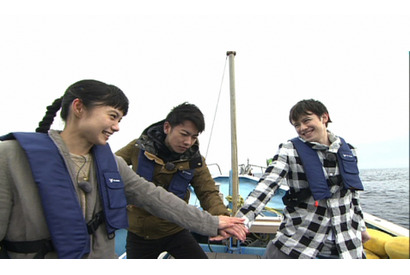 佐藤健と宮崎あおいが海釣りに＆濱田岳とムロツヨシがアポなしグルメ旅へ「火曜サプライズ」 画像