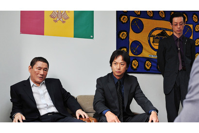 “いい人”加瀬亮がヤクザ役でマジギレ!?　たけし最新作、題名の意味は“極悪非道” 画像