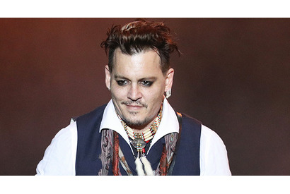 傷心のジョニー・デップ、滞在先のバハマに家族が駆けつける 画像