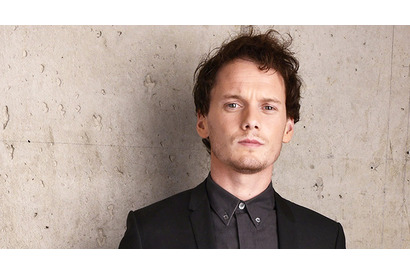 故アントン・イェルチンの両親、事故を起こした車メーカーを訴える構え 画像