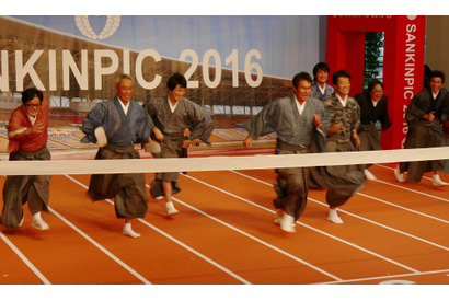 リオ五輪を先取り？ 佐々木蔵之介、着物姿で“超高速”ダッシュ 画像