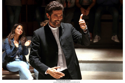 【特別映像】こんなカリスマ神父に人生相談したい！『神様の思し召し』本編シーン到着 画像