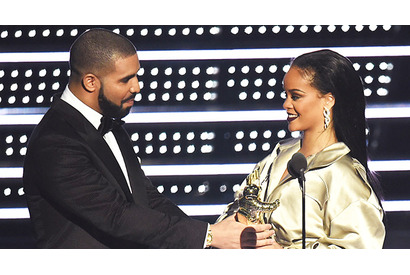 ドレイク、リアーナとの結婚を熱望!? 画像