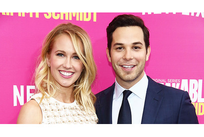 『ピッチ・パーフェクト』のアンナ・キャンプ＆スカイラー・アスティン、結婚 画像