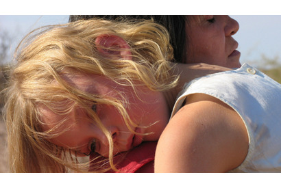 ゆっくりとだが確かな足取りでテーマが観る者に近づいてくる『バベル』 画像