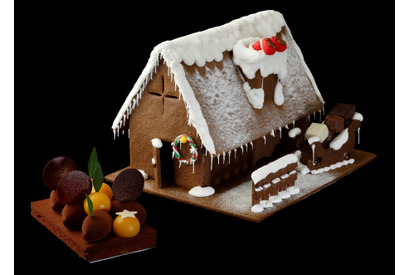 【3時のおやつ】お菓子の家など、ユーモア溢れるパレスホテル東京のクリスマスケーキ 画像