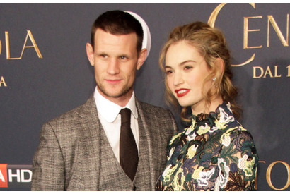 マット・スミス、リリー・ジェームズへクリスマスにプロポーズ!? 画像