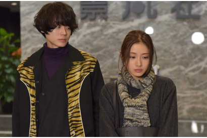 石原さとみが地味ファッションに…原因は菅田将暉＆本田翼!?「地味スゴ！」第9話 画像