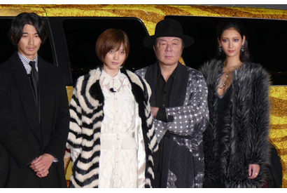 生田斗真、香港から来た女性ファンを熱烈ハグ！ 画像