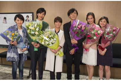 多部未華子、慣れないラブストーリーに「すみませんでした（笑）」高橋一生らとクランクアップ 画像