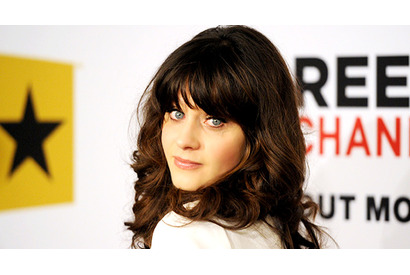 ズーイー・デシャネル、第2子を妊娠中？ 画像