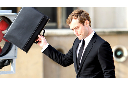 ジュード・ロウ、ディオールのフレグランスCM撮影でパリに 画像