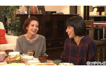 ベッキー＆妹、同居生活に密着！ 休業中の出来事を赤裸々に告白「モシモノふたり」 画像