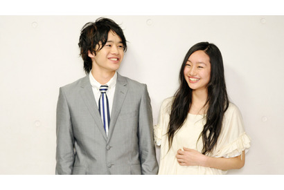 池松壮亮×忽那汐里インタビュー　伊勢の街で、2人でひとつずつ積み上げた想い 画像