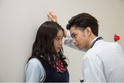 片寄涼太＆千葉雄大と“キスハグ”胸キュン体験！『兄こま』VR配信 画像