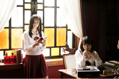 清水富美加×飯豊まりえW主演作『暗黒女子』、本編13分を解禁！ 画像