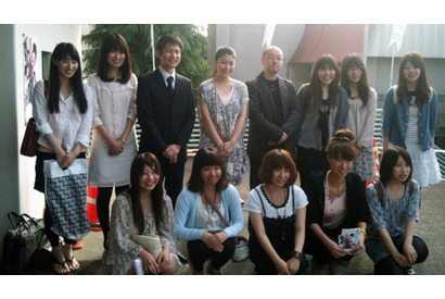 成海璃子がロケ地の四国中央市に凱旋　自ら出口で観客をお出迎え！ 画像