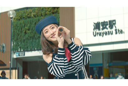 石原さとみ、浦安のアミューズメントを堪能！CMソングは中島美嘉×Salyu 画像