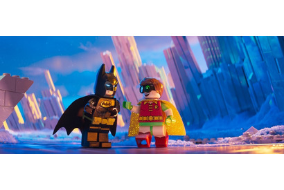 【特別映像】小島よしおの“パンいちロビン”、山寺“レゴバットマン”と共同ミッション成功！ 画像