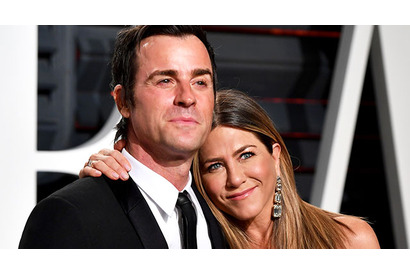 ジャスティン・セロー、ジェニファー・アニストンとの「極秘結婚」をふり返る 画像