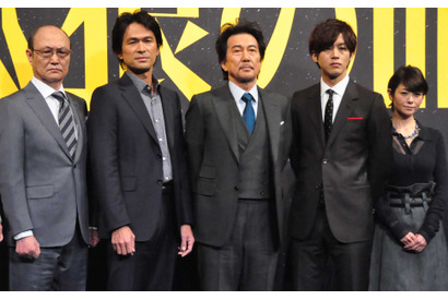 警察小説×『仁義なき戦い』？ 映画『孤狼の血』で役所広司と松坂桃李が刑事コンビに！ 画像