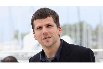 ジェシー・アイゼンバーグ、第1子男児誕生！ 画像