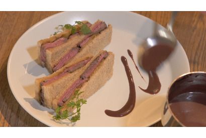 お肉×フルーツがミラクル！ ネオビストロ「Doors」で味わうフレンチサンド3選 画像