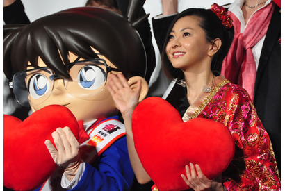 倉木麻衣、コナン主題歌「渡月橋」＆「Time after time」熱唱でファン歓喜！ 画像