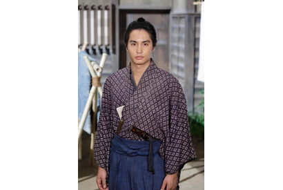 中村蒼、ドラマ「赤ひげ」でエリート医師に！ 船越英一郎と共演 画像