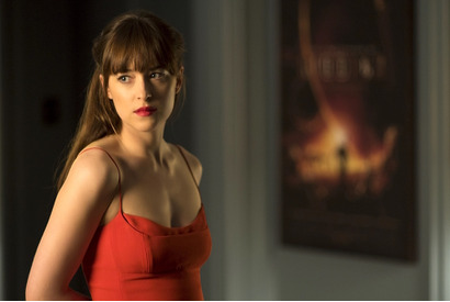 ダコタ・ジョンソン、より大人っぽくセクシーに！「グレイ氏と釣り合うようになる」 画像