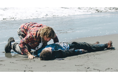 ダニエル・ラドクリフが死体役で主演！ポール・ダノと無人島脱出『スイス・アーミー・マン』 画像